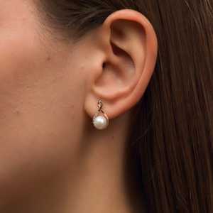 Серьги из золота с бриллиантами природными и жемчугом